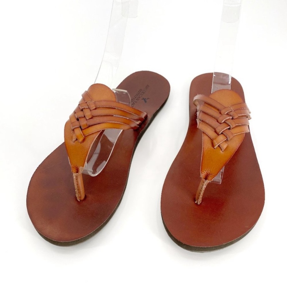 AMERICAN EAGLE | Braided Leather Flip Flop Sandals
